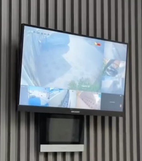 Security camera monitor and control hub — AuraNest